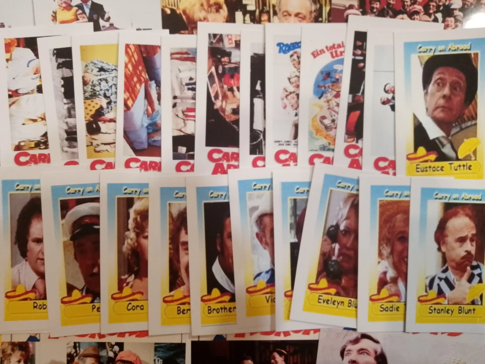 Carry On Abroad. 10 Glossy 3x8ins Lobbymarkers & 40 Mini Promo Cards & Box., изображение 3