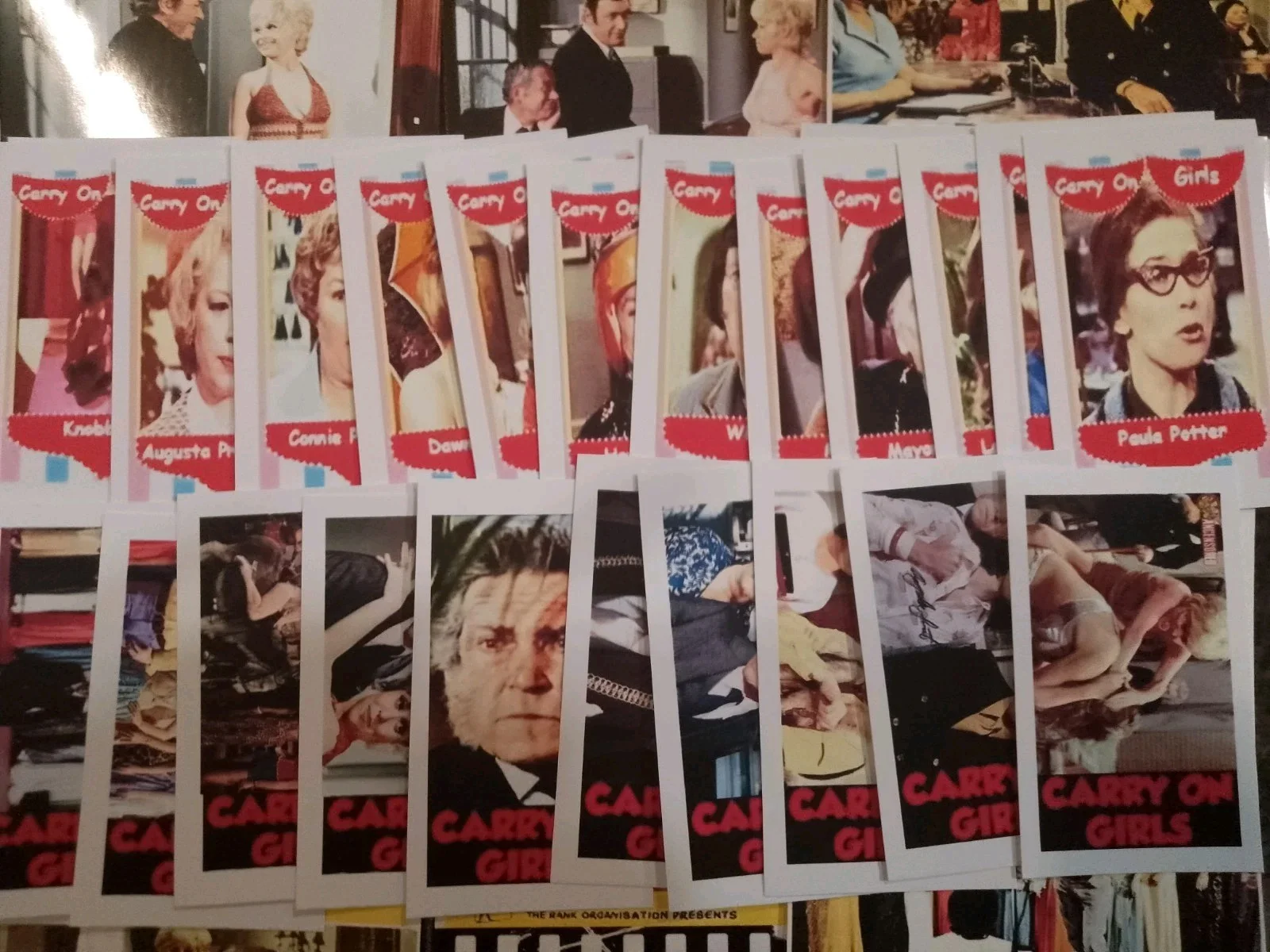 Carry On Girls. 10 Glossy 3x8ins Lobbymarkers & 40 Mini Promo Cards & Box., изображение 3