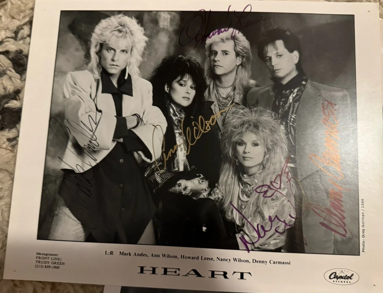 Heart Autographed - Signed Group & Portrait Photo Ann Wilson + 2 vinyls LP, image 2