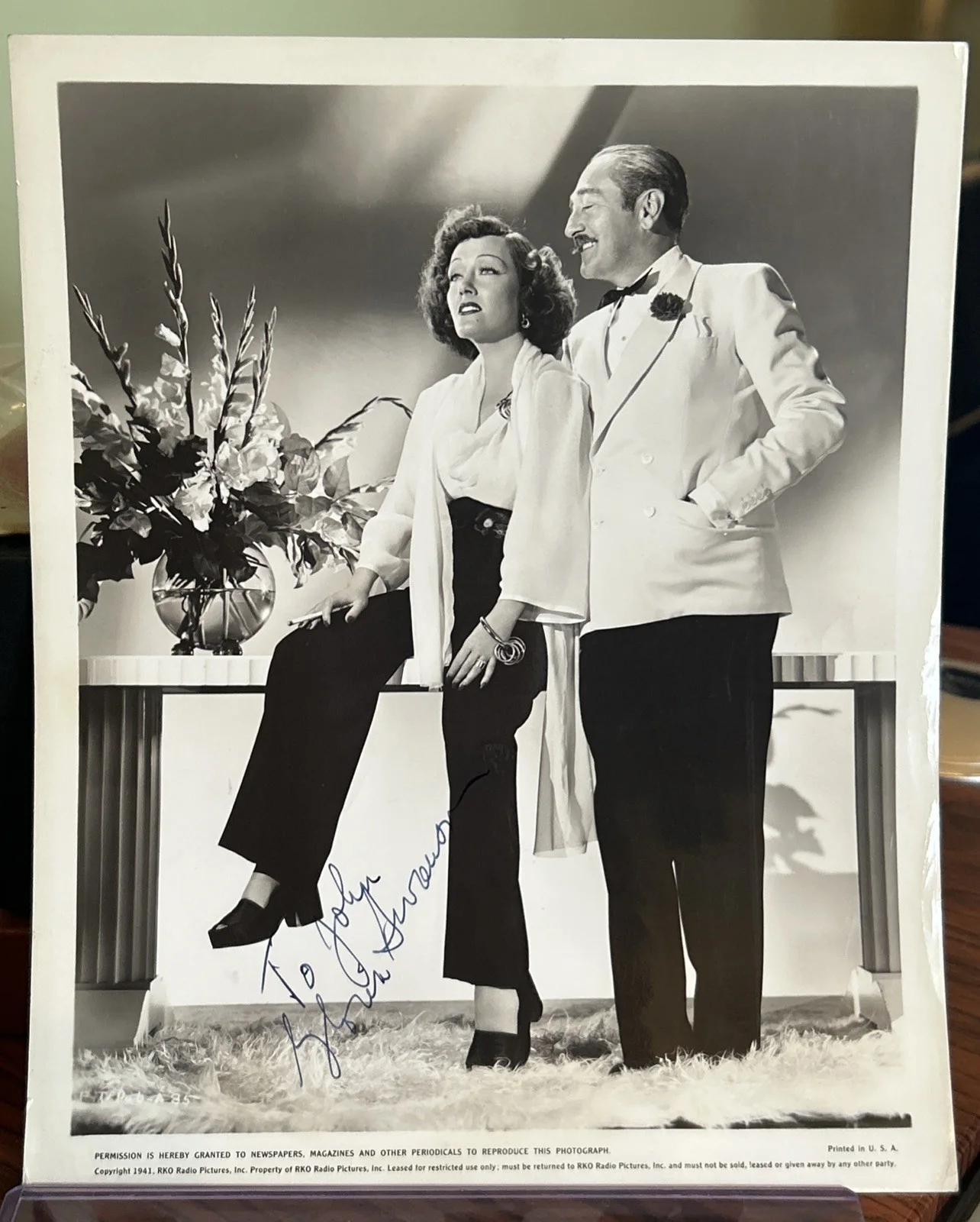 Gloria Swanson — Gloria Swanson Signed 8x10 Press Photo Father Takes a Wife 1941 t365
