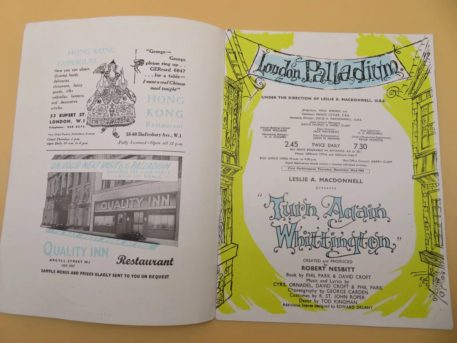 London Palladium Turn Again Whittington December 22nd 1960 Programme Paperback, image 4