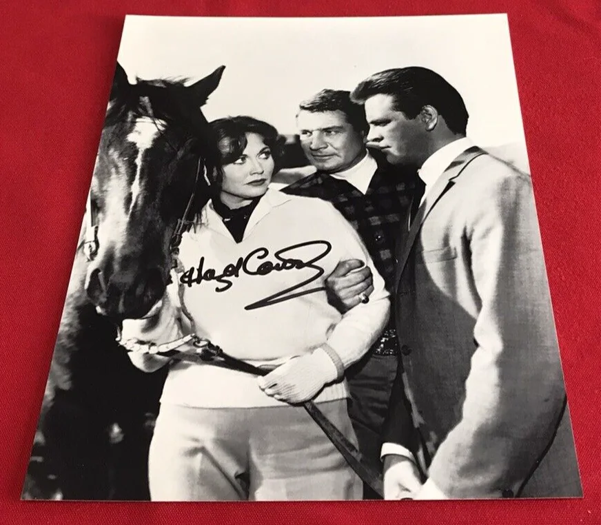 Genuine Hazel Court Signed Photo Hammer Horror British Actress Horse 10" x 8", изображение 2