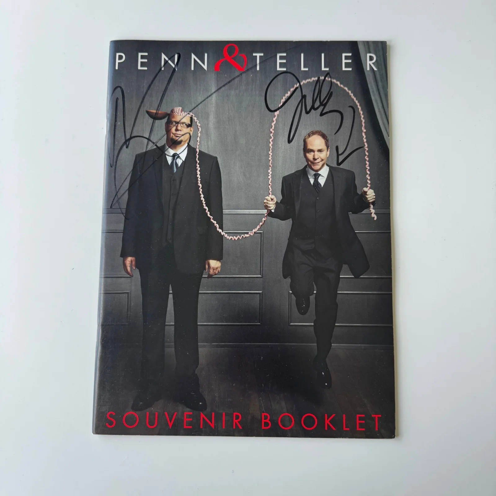 Penn & Teller — Penn & Teller - SIGNED by BOTH - Large Souvenir Booklet. 2012. Rio Vegas.