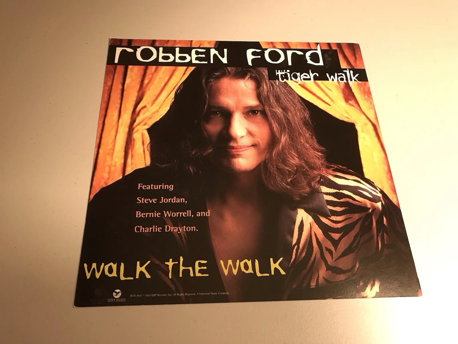 Robben Ford Tiger Walk Signed Autographed 12x12 promo record flat EX condition, image 2