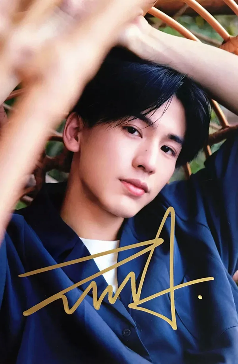 Zhang Linghe Autographed Photo Hand Signed 6" Photo, изображение 4