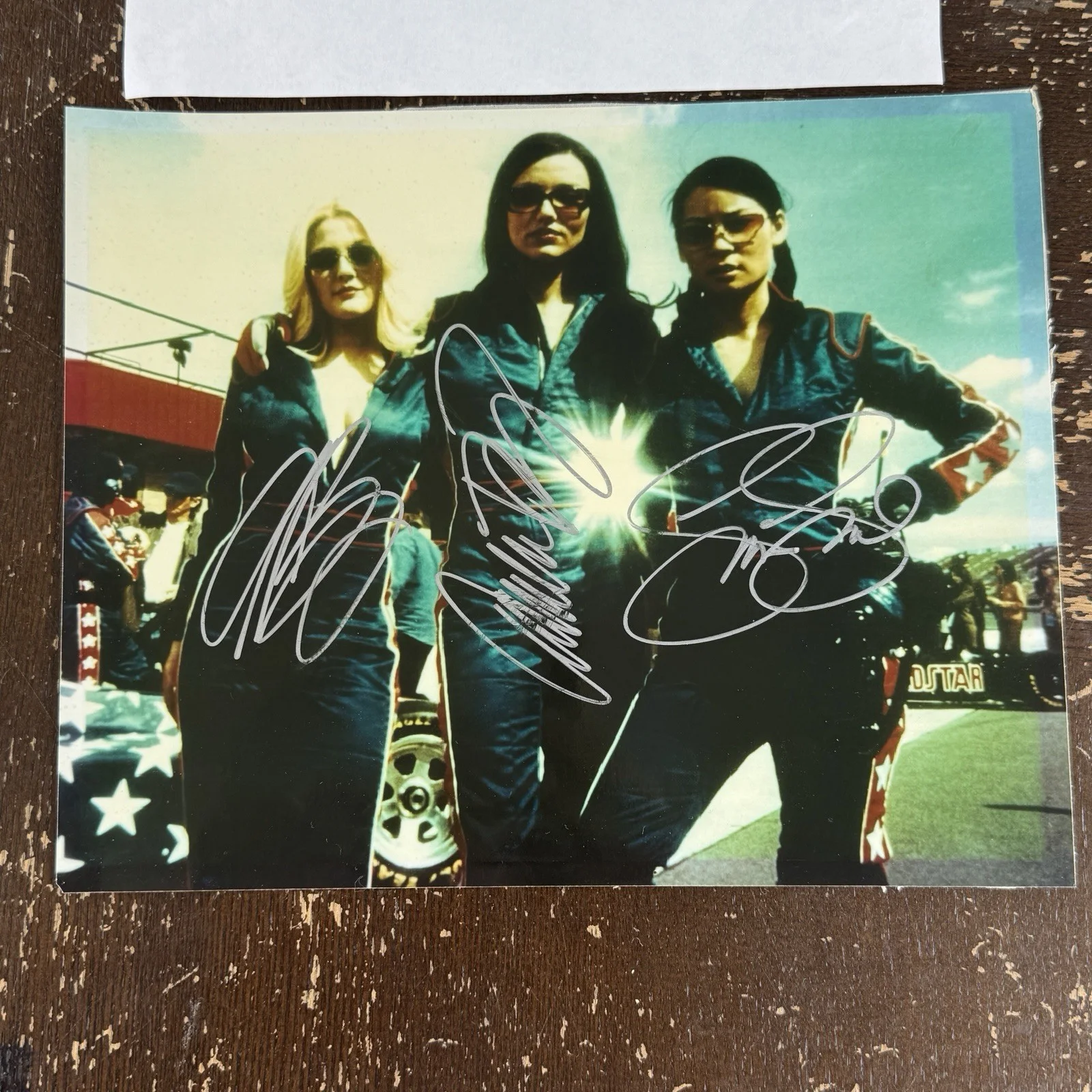Cameron Diaz Drew Barrymore Lucy Liu Signed Photo w COA Certificate Authenticity, изображение 2