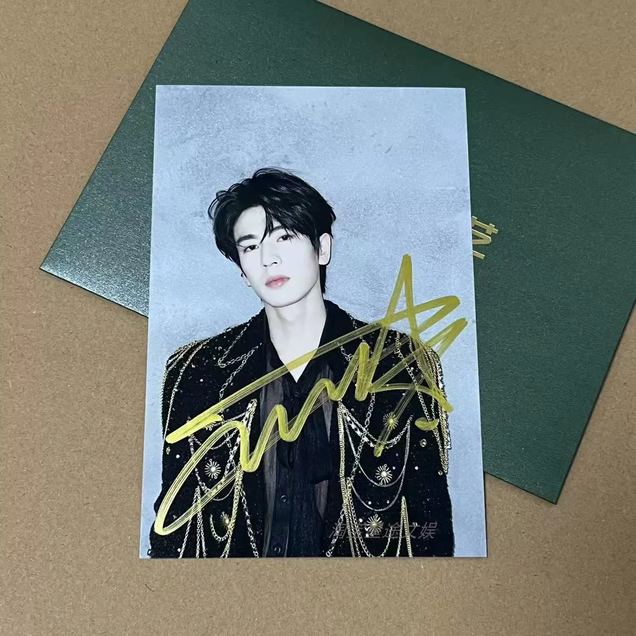 Zhang linghe Autographed Photo Collection photo- new, image 5