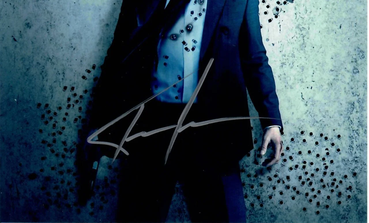 Keanu Reeves — Keanu Reeves As John Wick TV Series Signed Autograph 8x10 Photo TTM COA, изображение 2