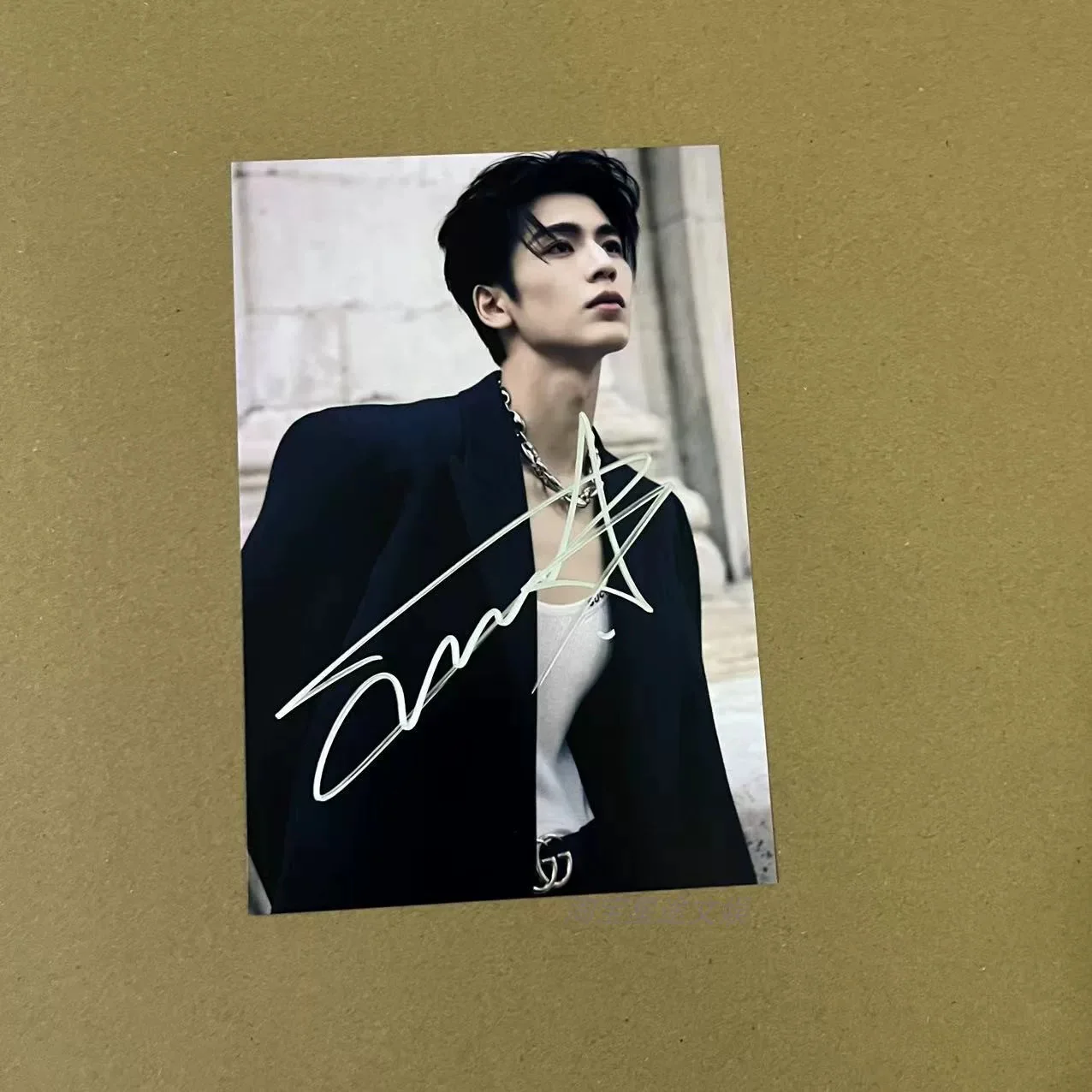 Zhang linghe Autographed Photo Collection photo, image 4