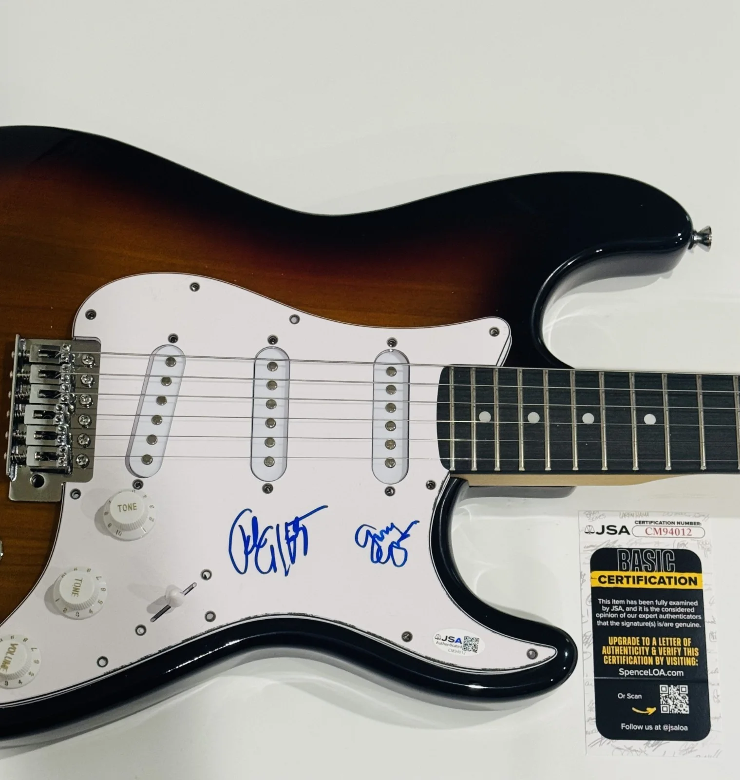 JOHN CAFFERTY AND THE BEAVER BROWN BAND SIGNED GUITAR GARY GRAMOLINI JSA COA, image 2
