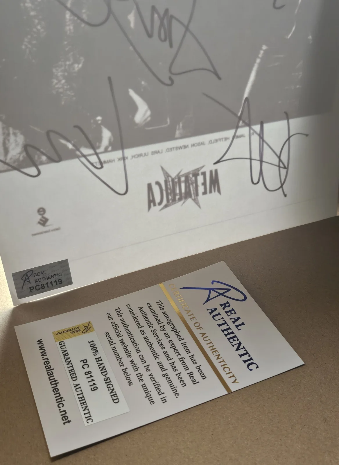 W/COA- METALLICA ORIGINAL FULL-BAND AUTOGRAPHS ON 8X12" 1996 PHOTO PROMO 🎸 🤘, изображение 5