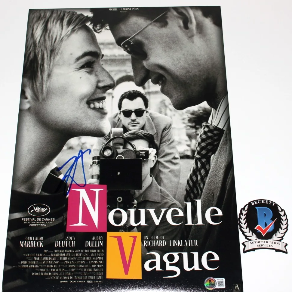 ZOEY DEUTCH SIGNED 'NOUVELLE VAGUE' 12x18 MOVIE POSTER AUTOGRAPH BECKETT BAS COA, изображение 2