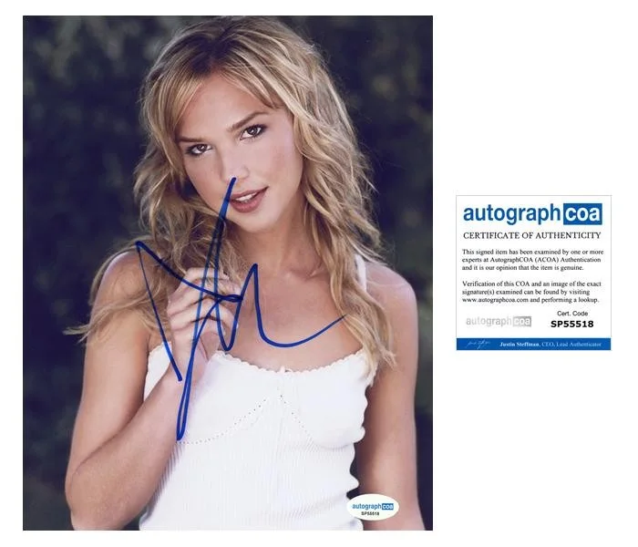 Arielle Kebbel — Arielle Kebbel "Gilmore Girls" AUTOGRAPH Signed Autographed 8x10 Photo C ACOA