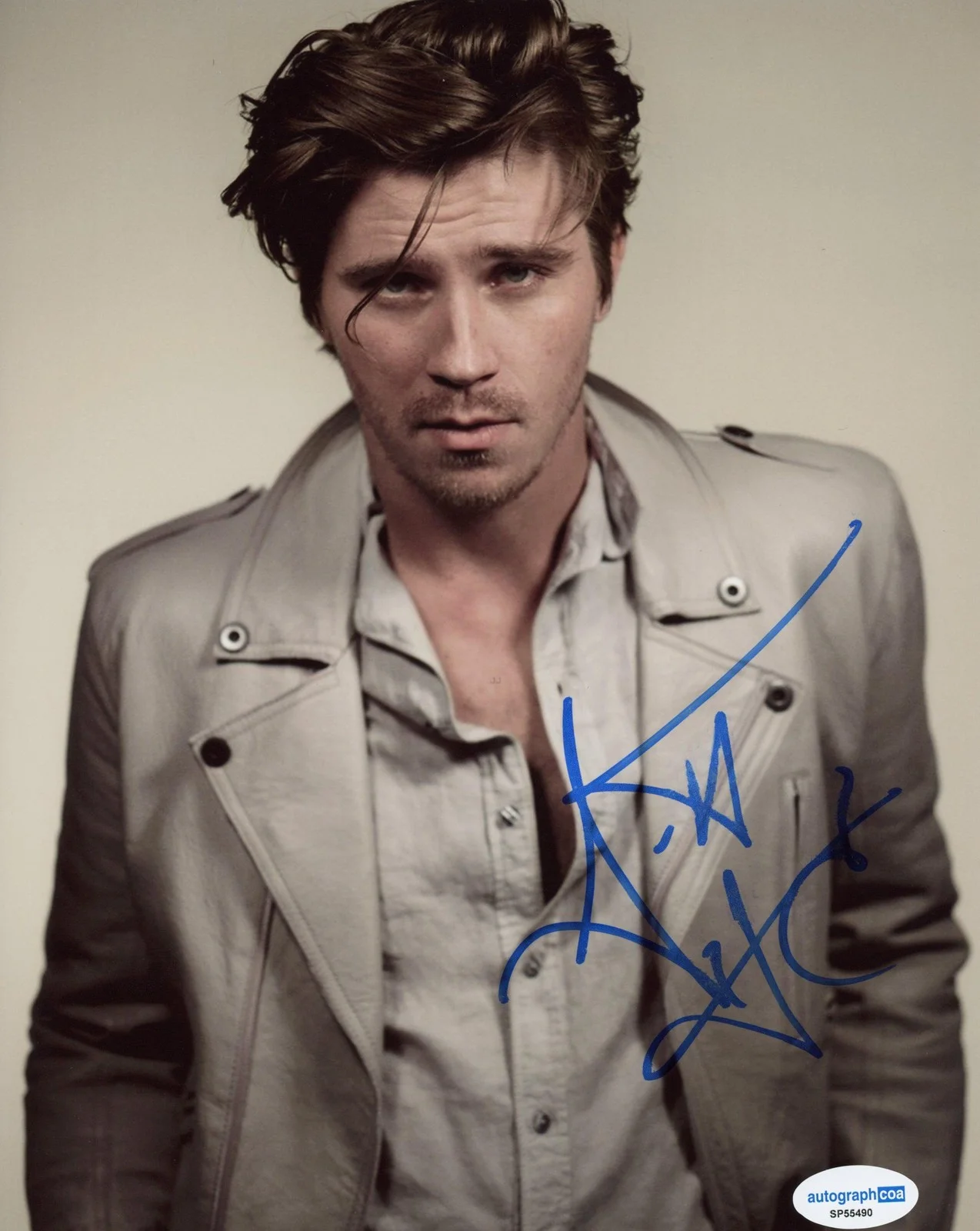 Garrett Hedlund — Garrett Hedlund "Tron: Legacy" AUTOGRAPH Signed Autographed 8x10 Photo ACOA, изображение 2