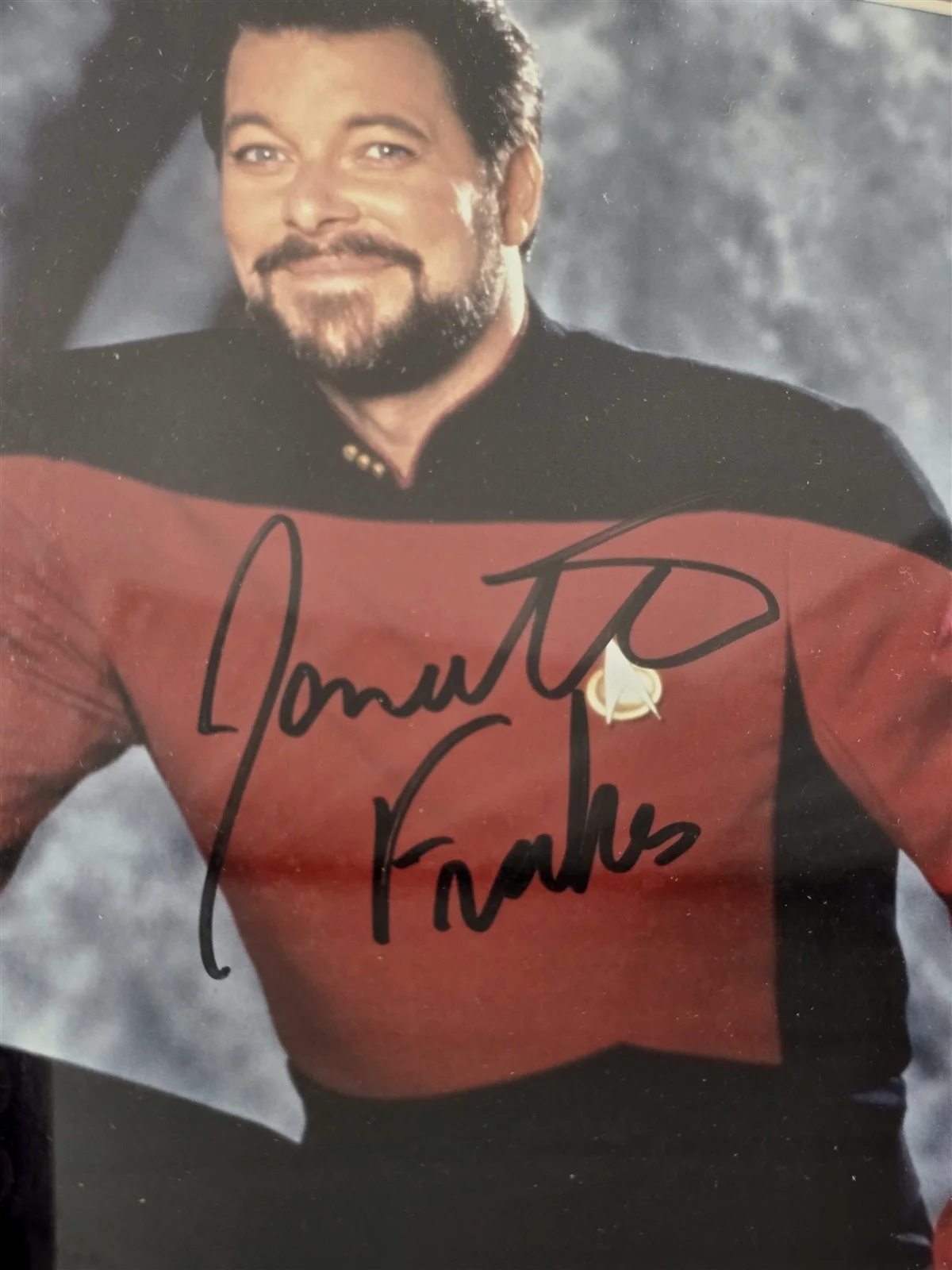 J-16 AUTHENTIC STAR TREK THE NEXT GENERATION JOHNATHAN FRAKES AUTOGRAPHED PHOTO, изображение 2
