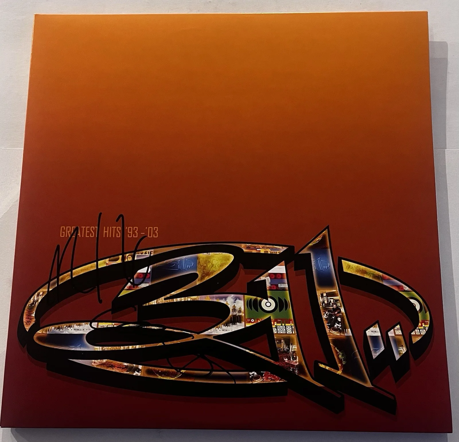311 BAND SIGNED GREATEST HITS LP VINYL RECORD ALBUM NICK HEXUM CHAD SEXTON JSA, изображение 3