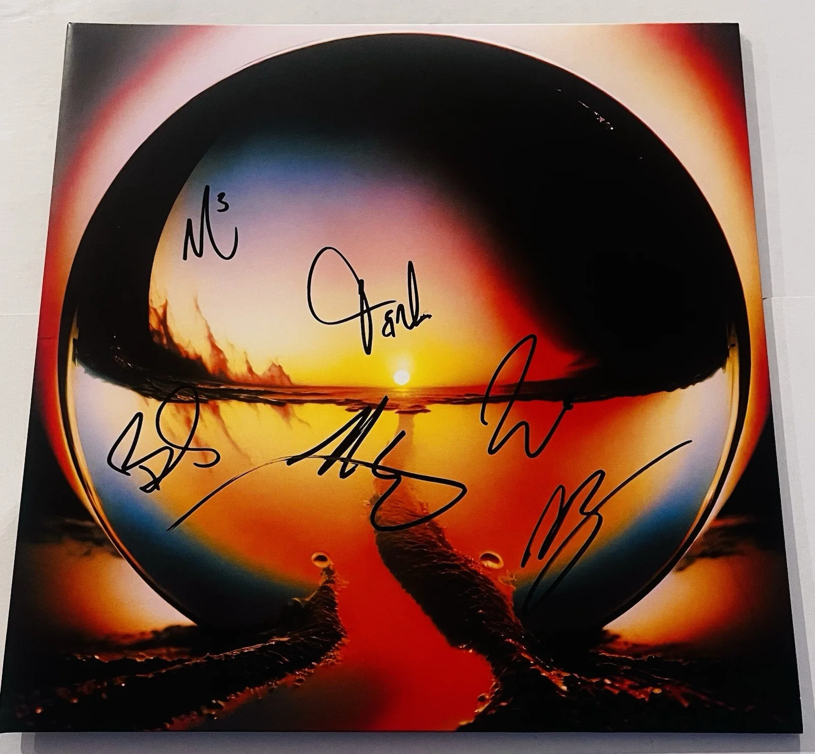 CAGE THE ELEPHANT BAND SIGNED NEON PILL LP VINYL RECORD ALBUM MATT +5 JSA COA, image 3