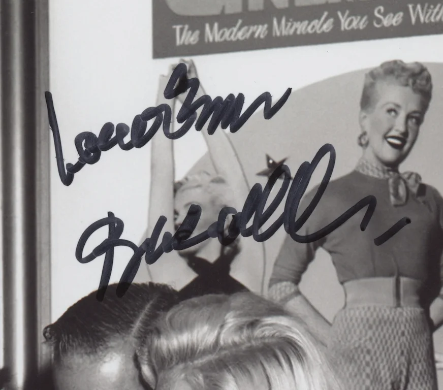 Lauren Bacall Gold Age Autographed Signed 8x10 Photo AMCo COA 23695, image 2