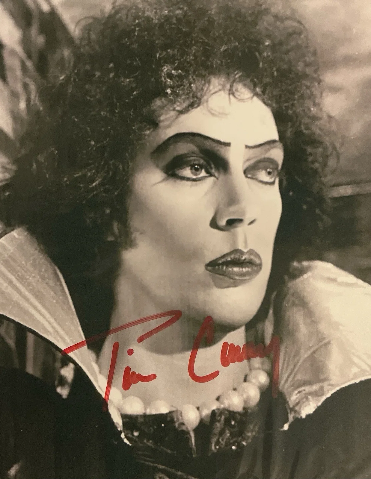 Tim Curry — TIM CURRY ROCKY HORROR PICTURE SHOW SIGNED 8X10 BLACK & WHITE PHOTO COA!