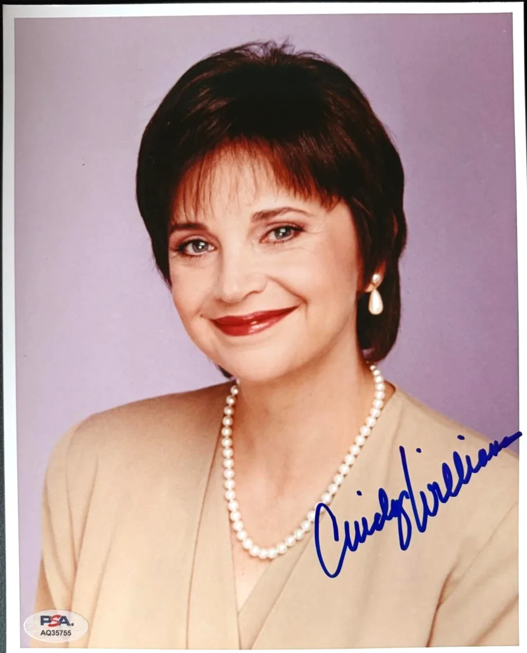 Cindy Williams — CINDY WILLIAMS SIGNED AUTOGRAPHED 8X10 PHOTO LAVERNE & SHIRLEY HAPPY DAY PSA COA
