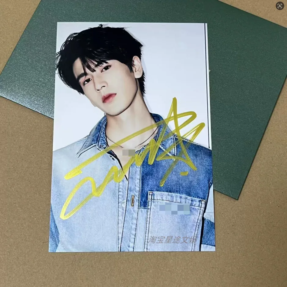 Zhang linghe Autographed Photo Collection photo- new, image 3