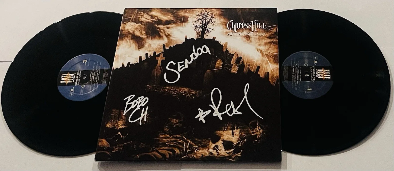 CYPRESS HILL SIGNED BLACK SUNDAY LP VINYL RECORD ALBUM B-REAL SEN DOG JSA COA, изображение 2