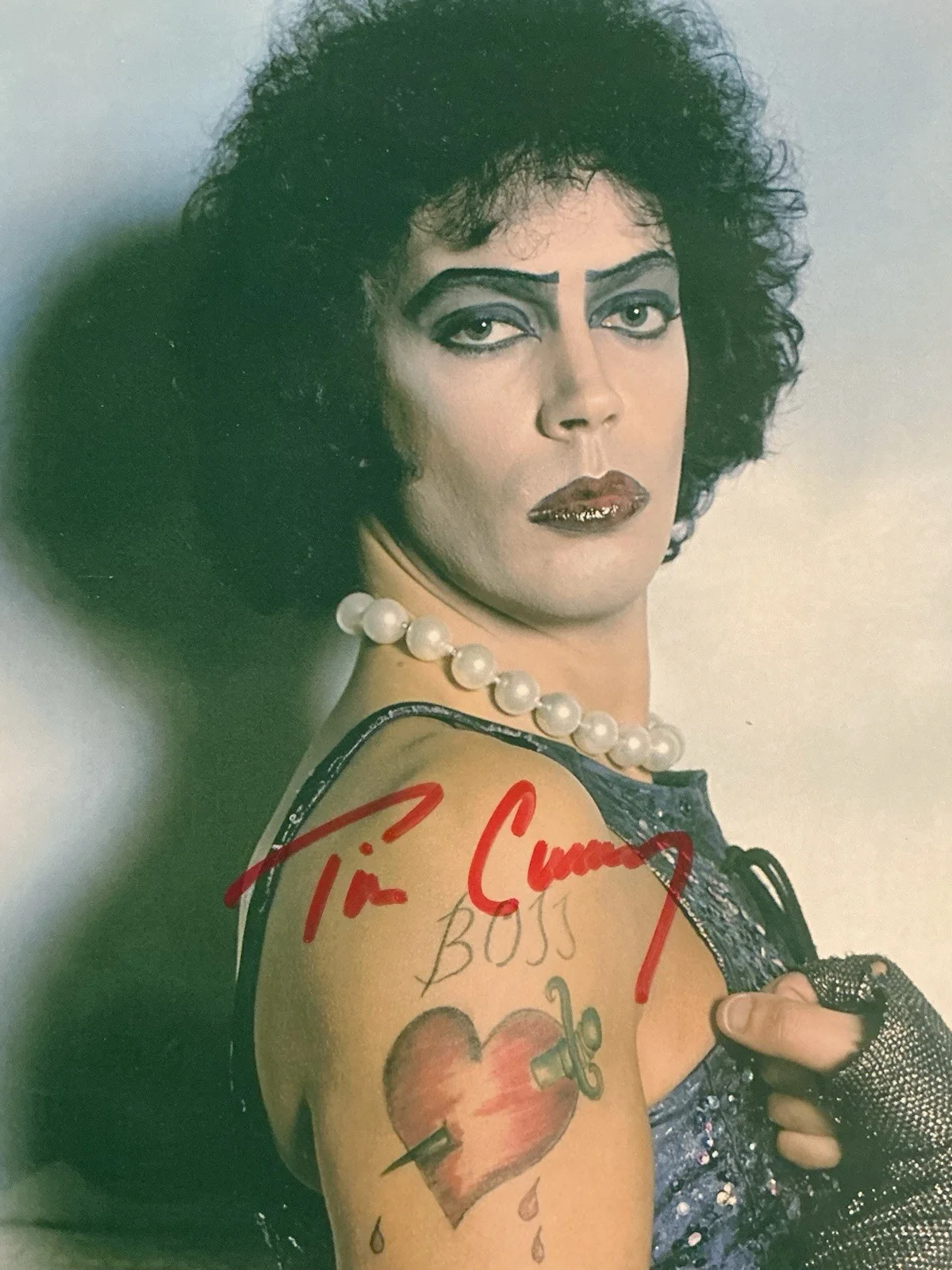 Tim Curry — TIM CURRY ROCKY HORROR PICTURE SHOW SIGNED 8X10 COLOR PHOTO COA