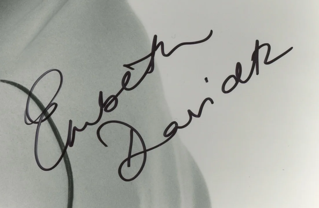 Embeth Davidtz Matilda Autographed Signed 8x10 Photo AMCo COA, image 2