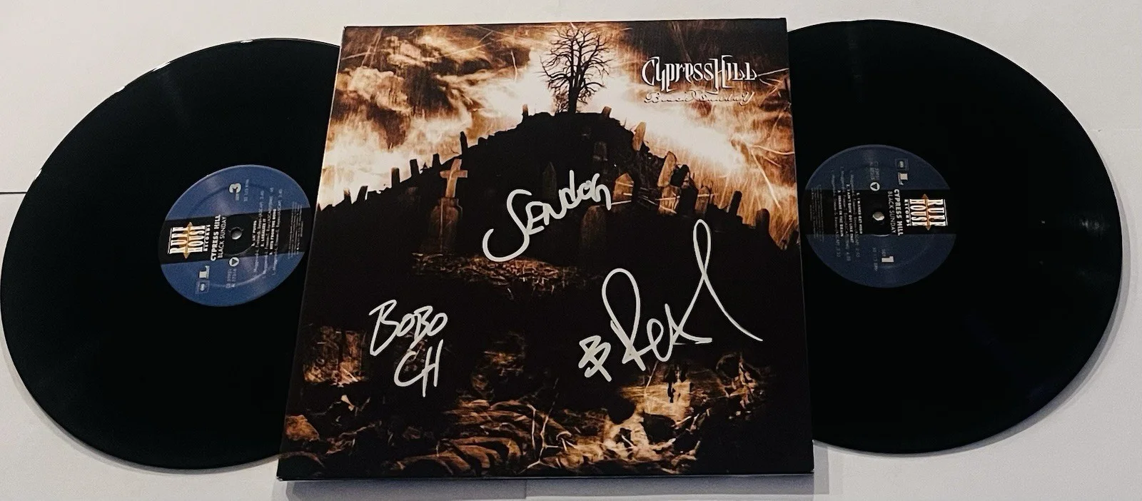 CYPRESS HILL SIGNED BLACK SUNDAY LP VINYL RECORD ALBUM B-REAL SEN DOG JSA COA, изображение 2