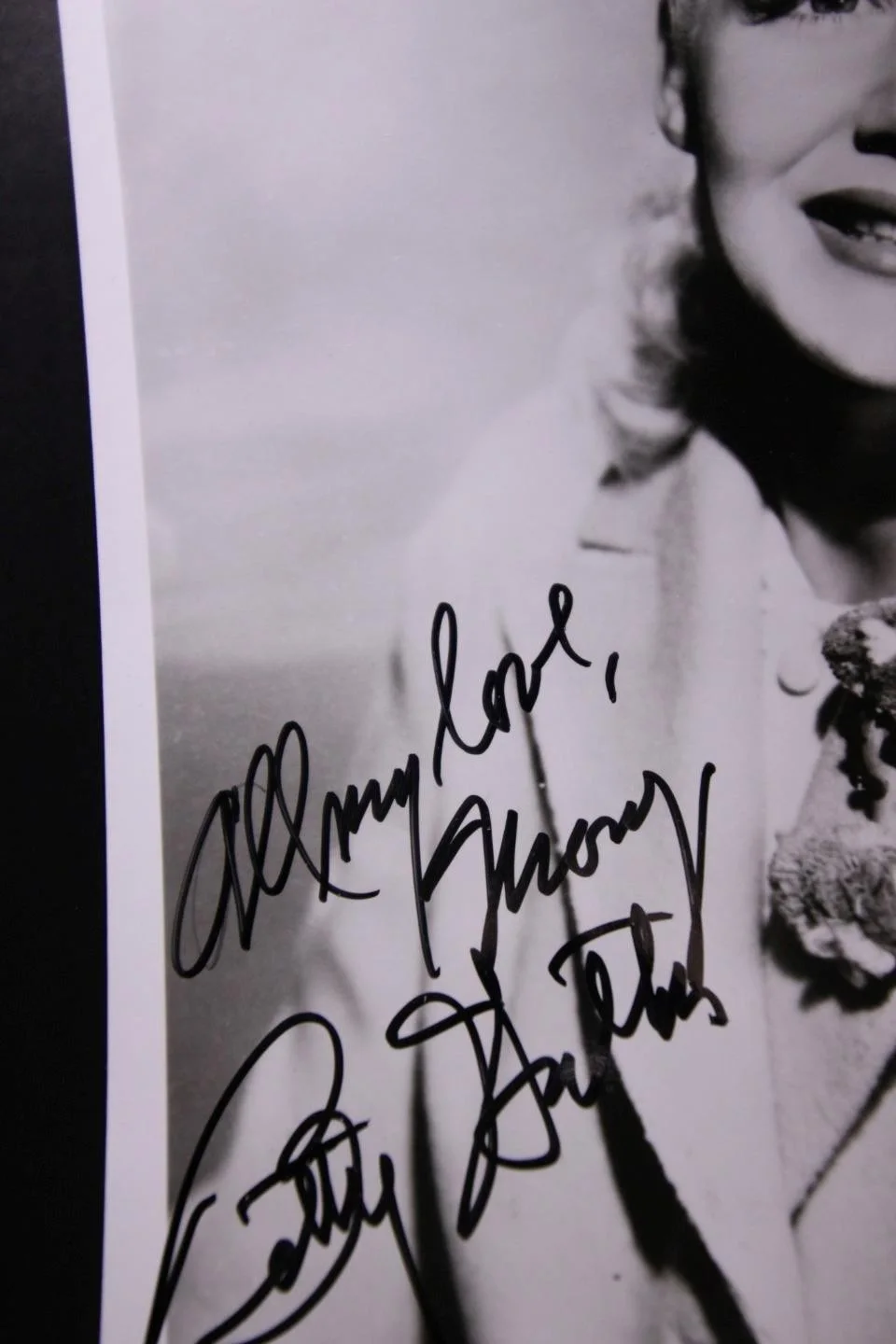 Betty Hutton — BETTY HUTTON (1921-2007)(ANNIE GET YOUR GUN~MIRACLE MORGAN CREEK)AUTOGRAPH PHOTO, изображение 2