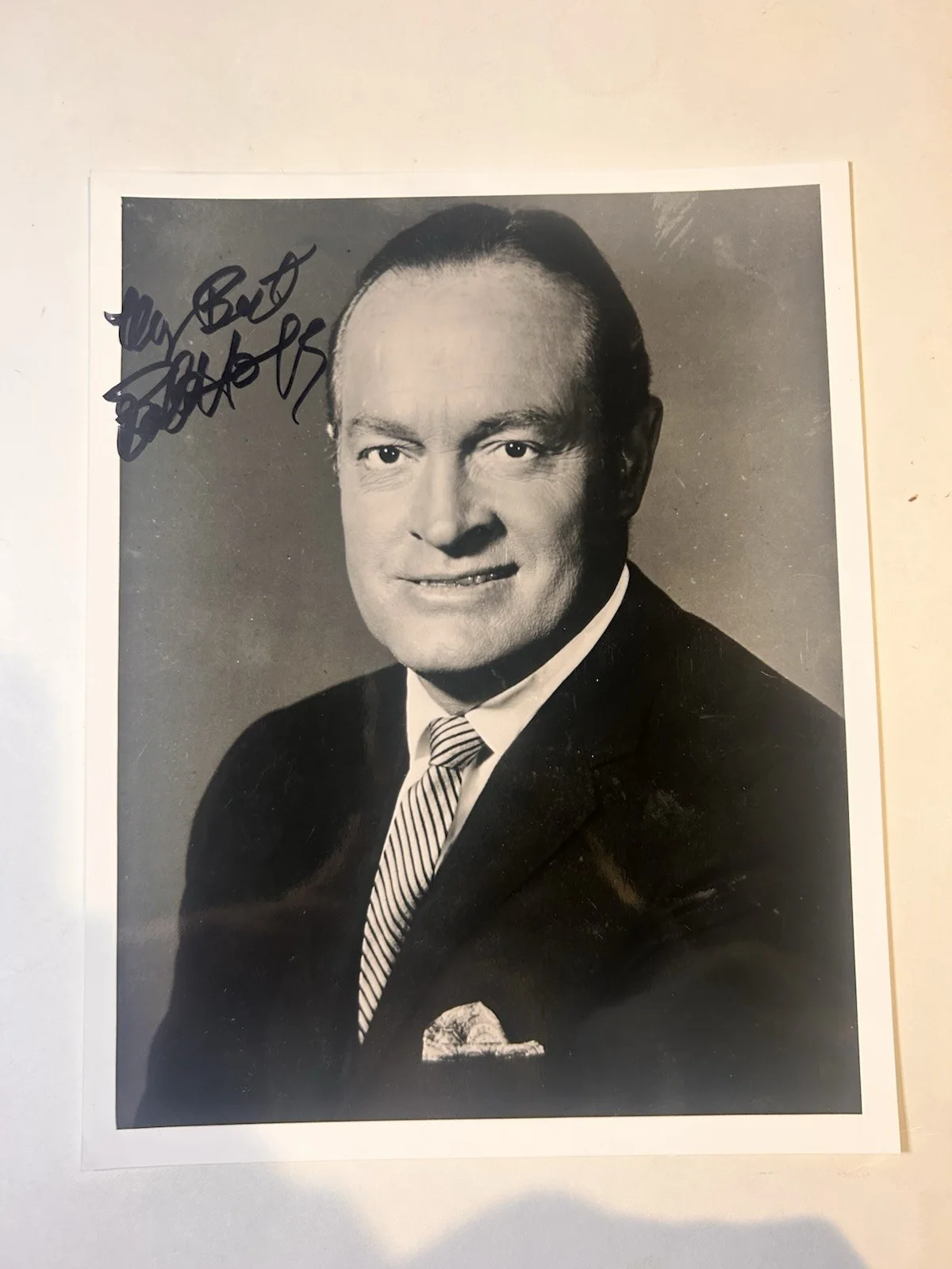 Bob Hope — Bob Hope Legendary Actor Hand Signed Autographed 8x10 Glossy Photo