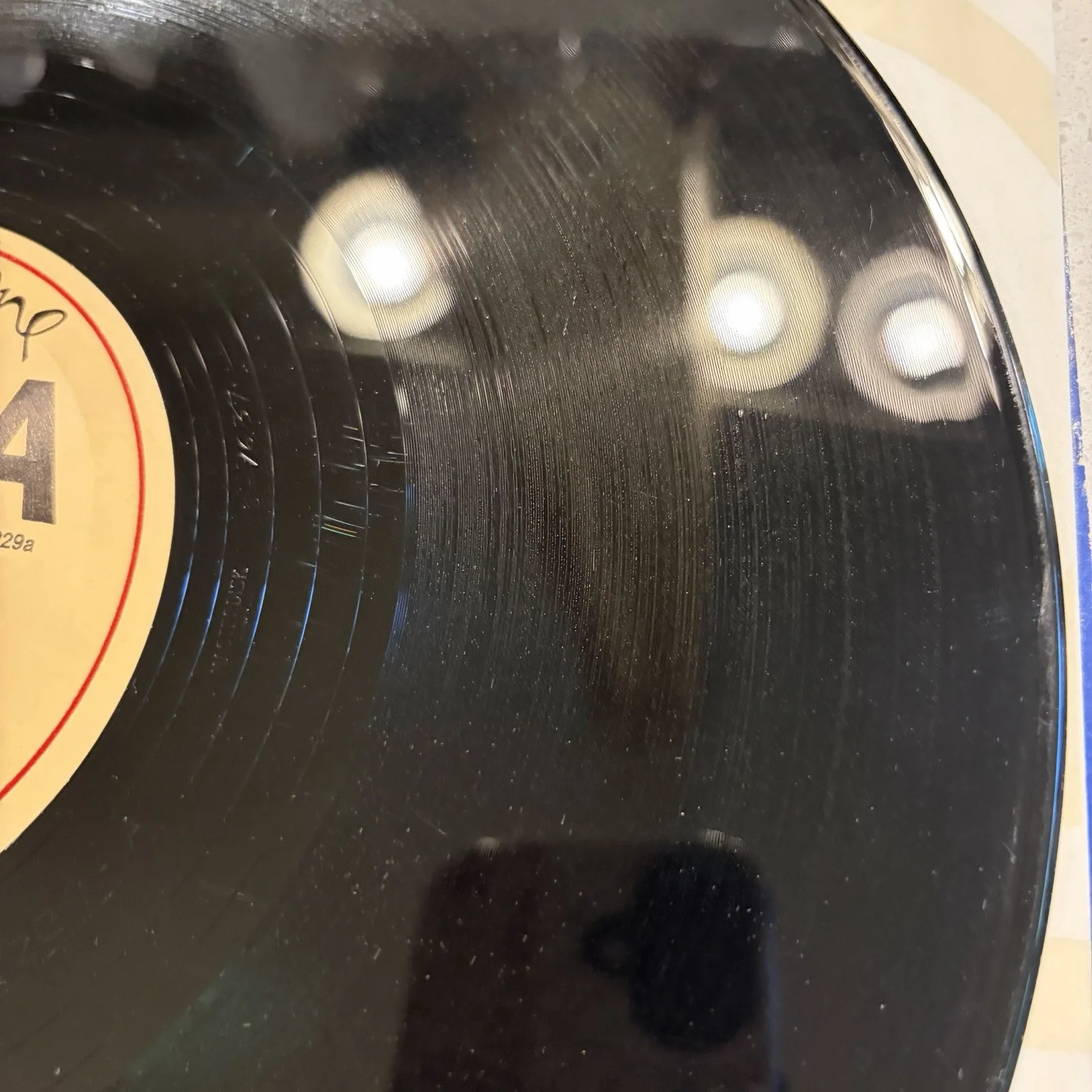 The Suburbs - Waiting (Club Mix) (12") Very Good Plus Vinyl Record Lip, изображение 4