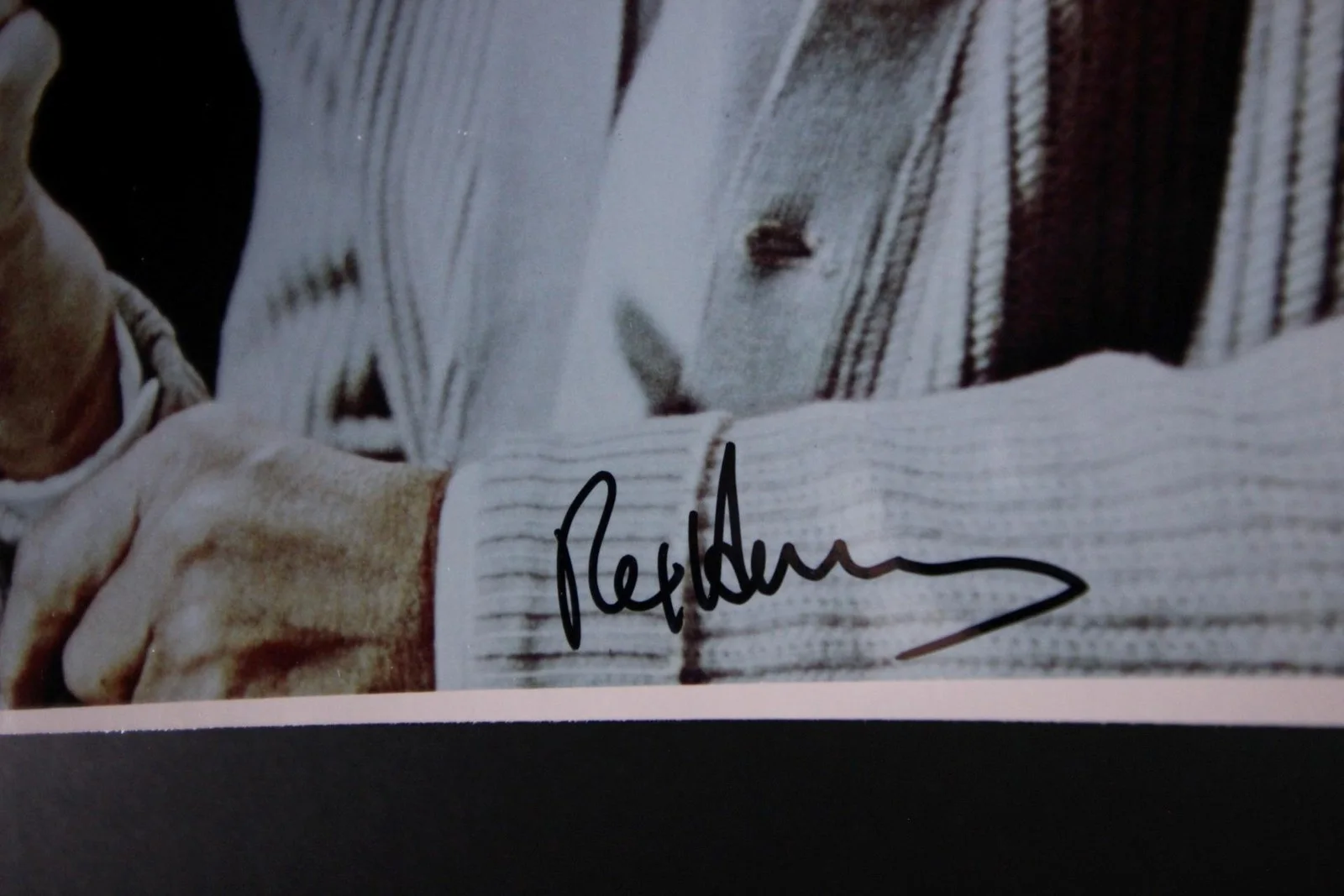 Rex Harrison — REX HARRISON (1908-1990) (DOCTOR DOOLITTLE~MY FAIR LADY) AUTOGRAPH PHOTO~M3923, image 2