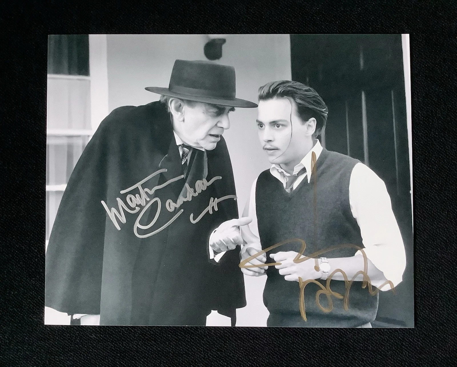 Johnny Depp, Martin Landau — 🔥JOHNNY DEPP & MARTIN LANDAU Signed Autograph w /COA 8x10, Ed Wood, EXCELLENT!!