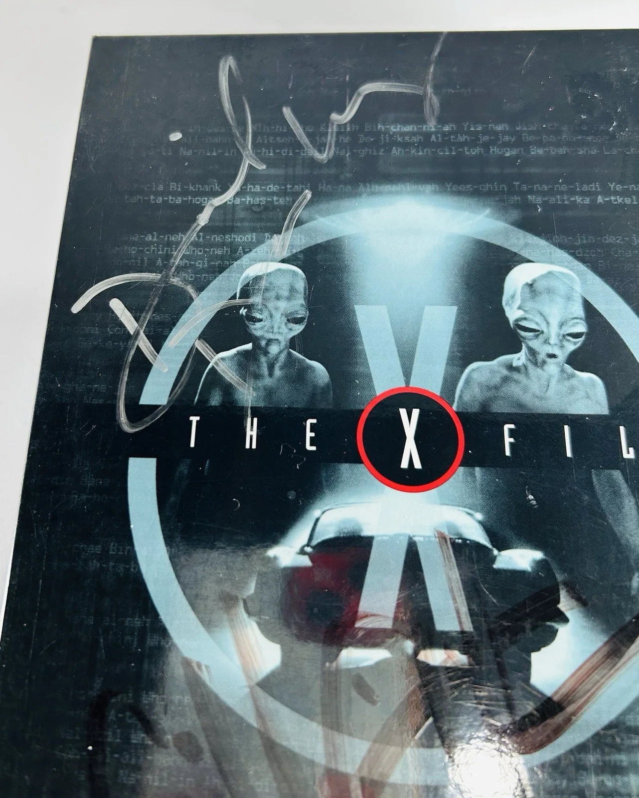 Gillian Anderson — The X Files Season 3 Signed By David Duchovney & Gillian Anderson Read Details, image 2