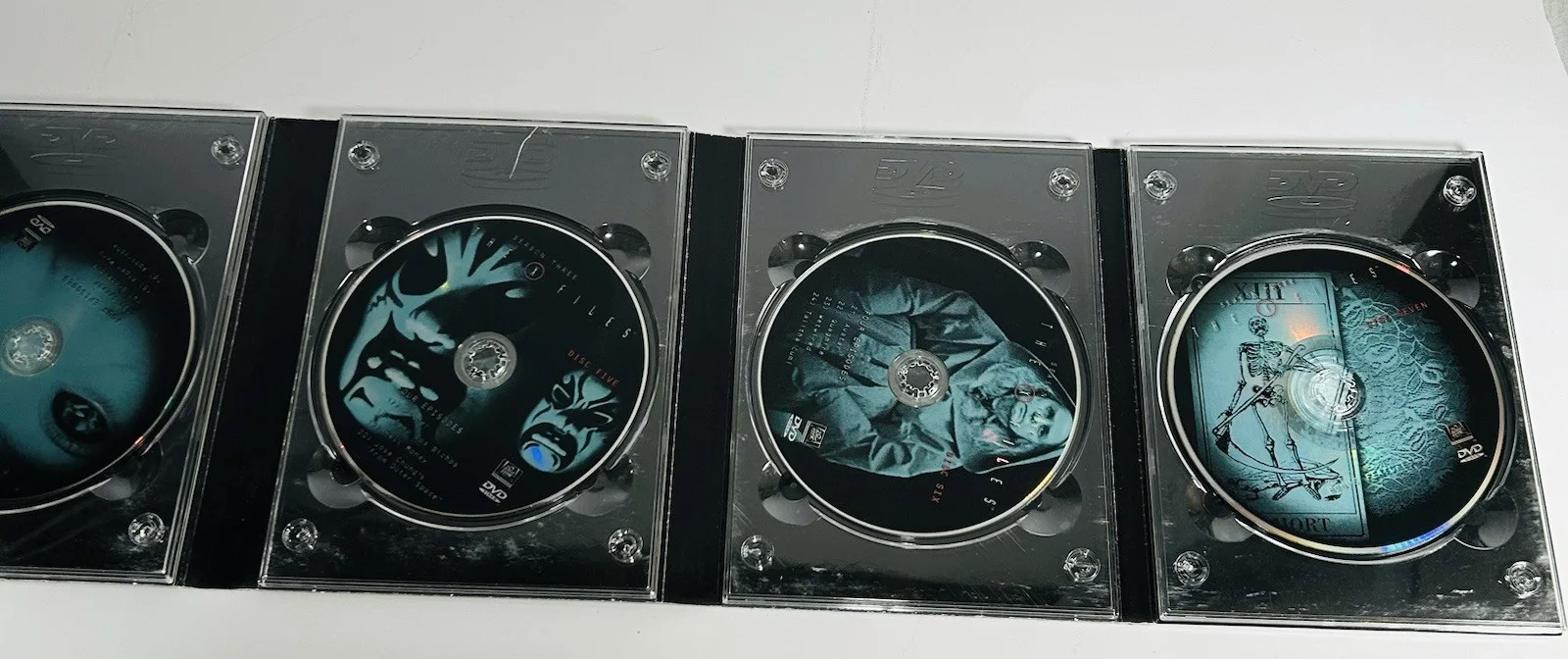 Gillian Anderson — The X Files Season 3 Signed By David Duchovney & Gillian Anderson Read Details, image 5
