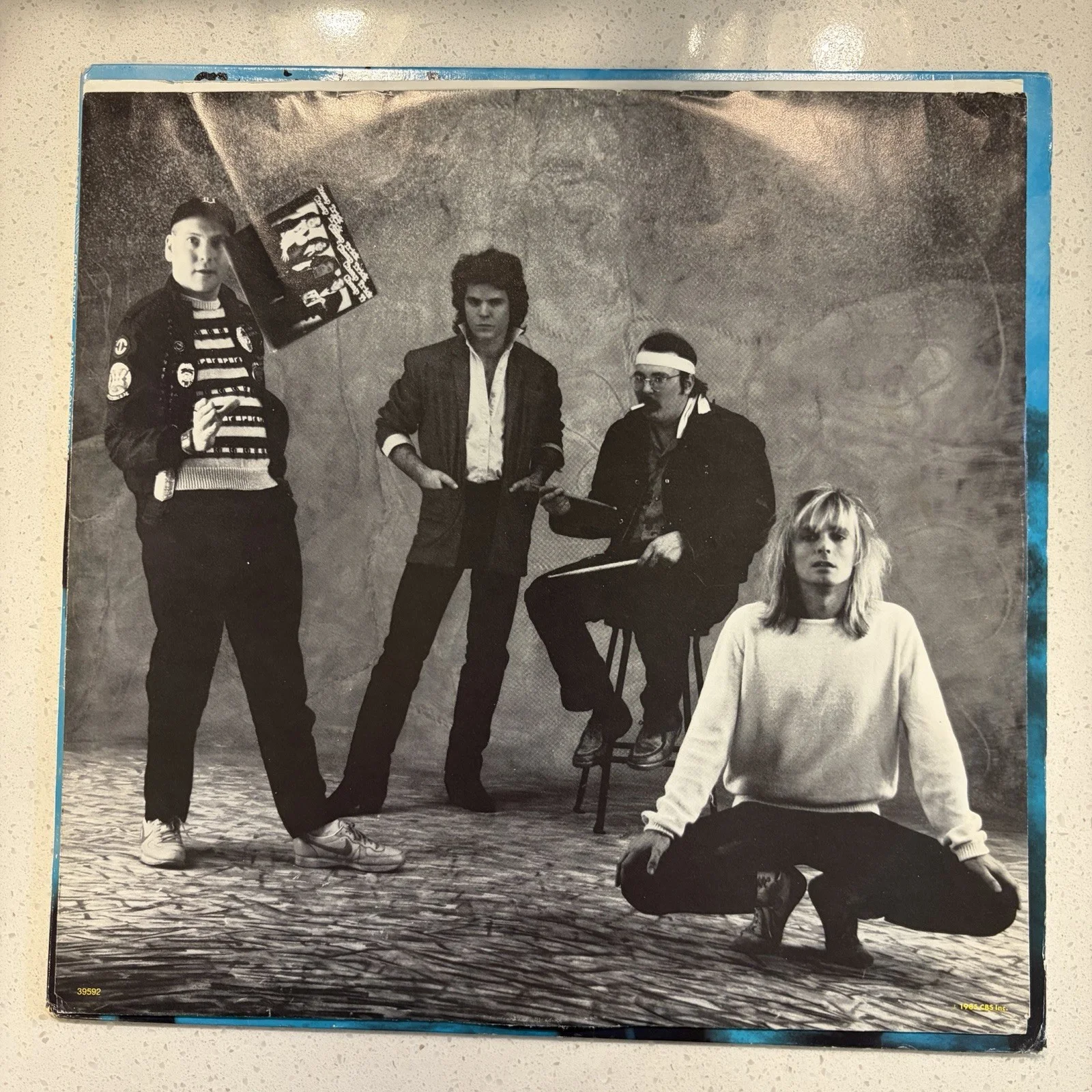 Cheap Trick - Standing On The Edge 1985 Vinyl LP Record EX Condition, image 3