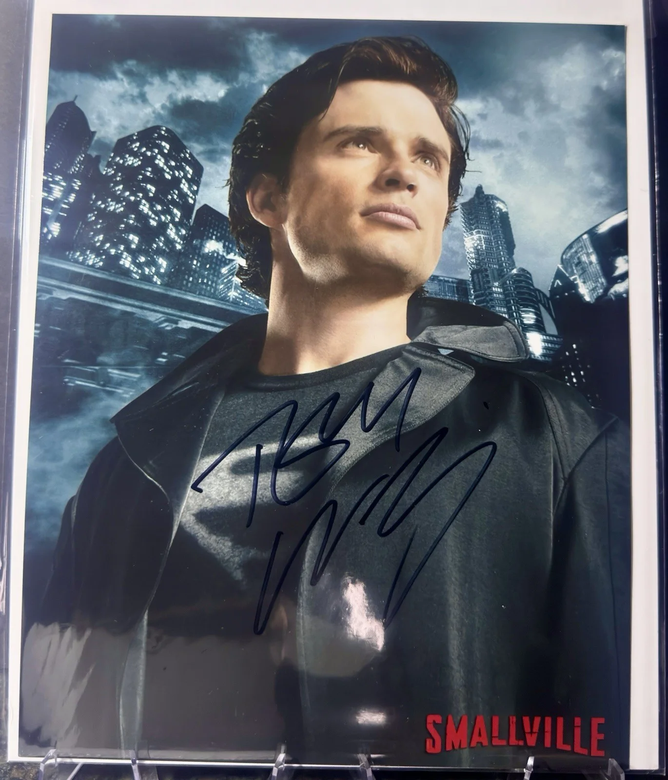 Tom Welling — TOM WELLING signed autographed 8x10 SMALLVILLE CLARK KENT SUPERMAN EBay Vid Rec