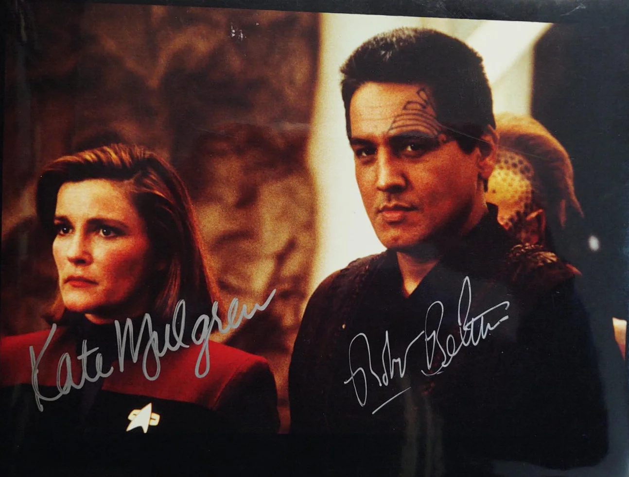 Robert Beltran, Kate Mulgrew — Robert Beltran Kate Mulgrew Star Trek: Voyager Signed Autographed 8x10 Photo