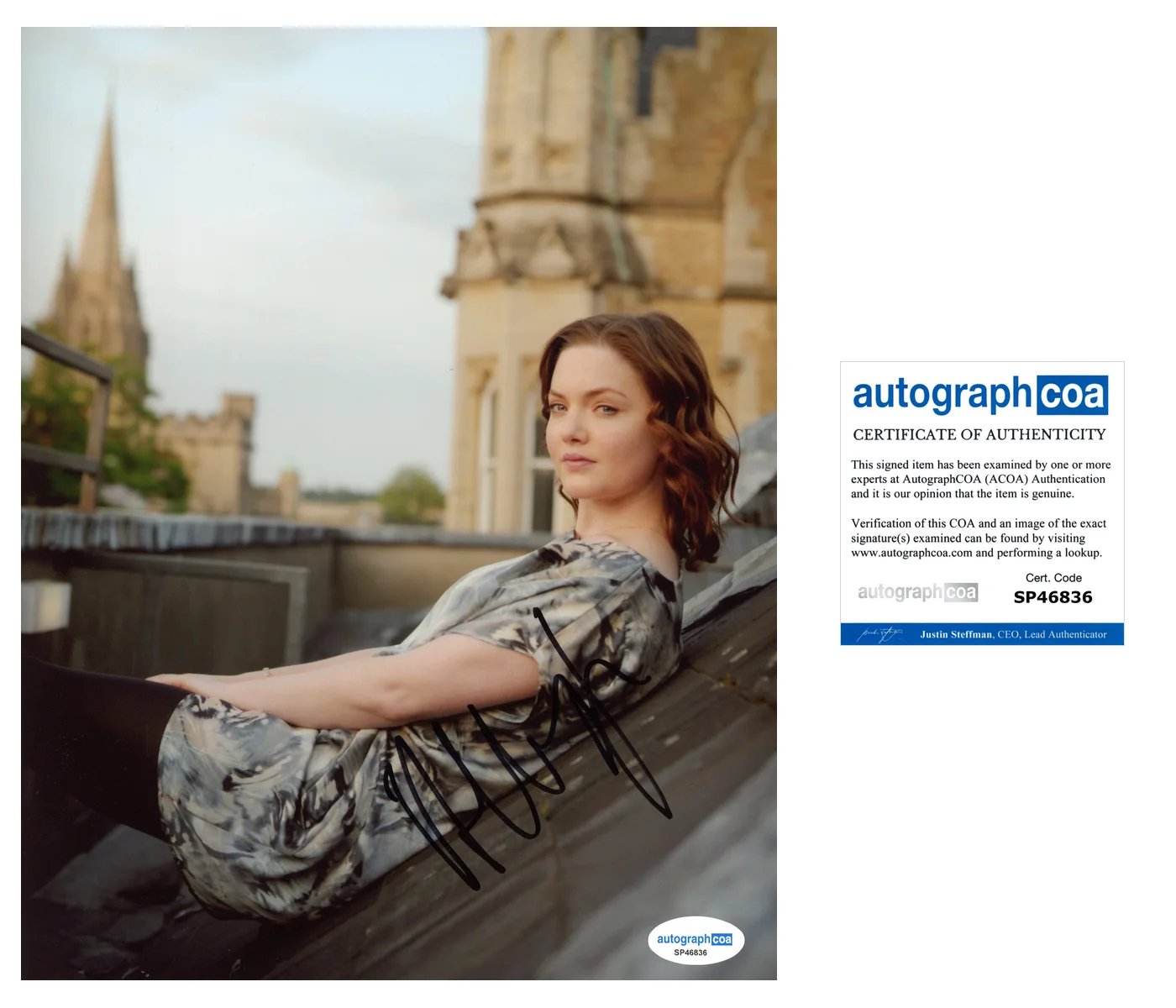 Holliday Grainger Sexy Autographed Signed 8x10 Photo ACOA, изображение 2