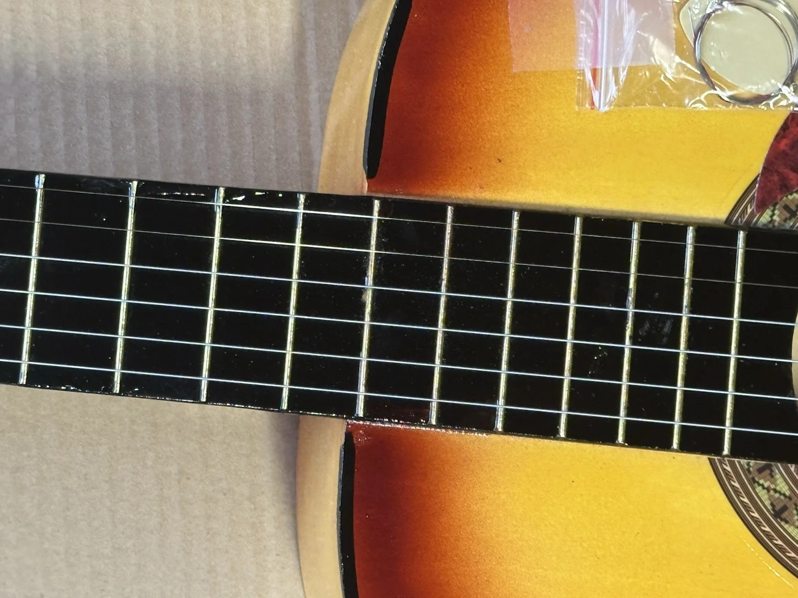 Vintage BRANTLEY GILBERT JSA CERTIFIED SIGNED ACOUSTIC GUITAR NEW IN BOX, изображение 5