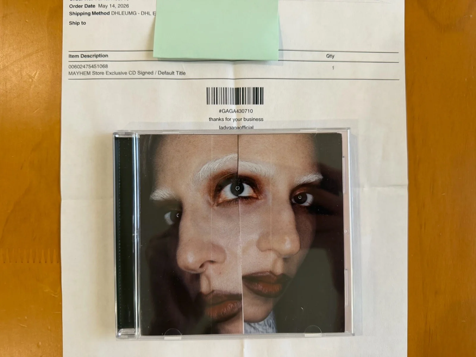 Lady Gaga MAYHEM Store Exclusive CD (Signed) WITH RECEIPT, image 4