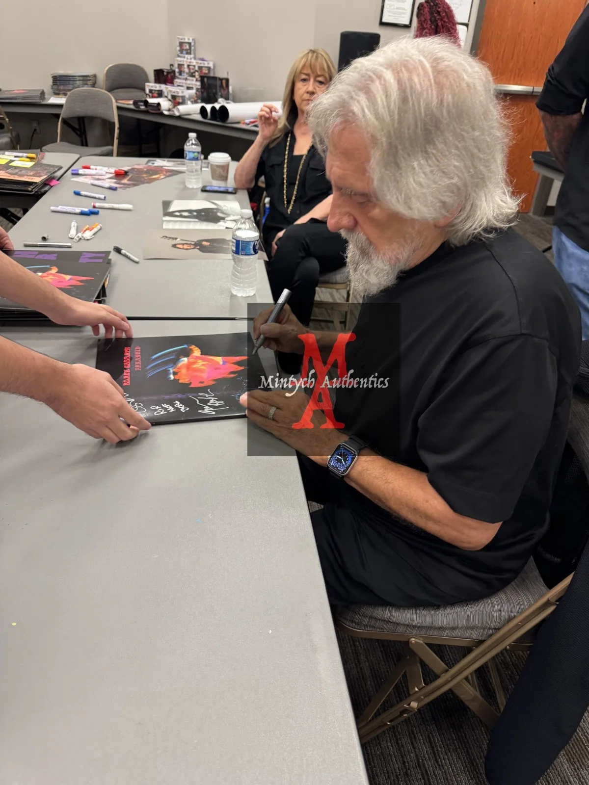Geezer Butler Black Sabbath autographed 12x12 Paranoid photo Beckett Ozzy, изображение 4