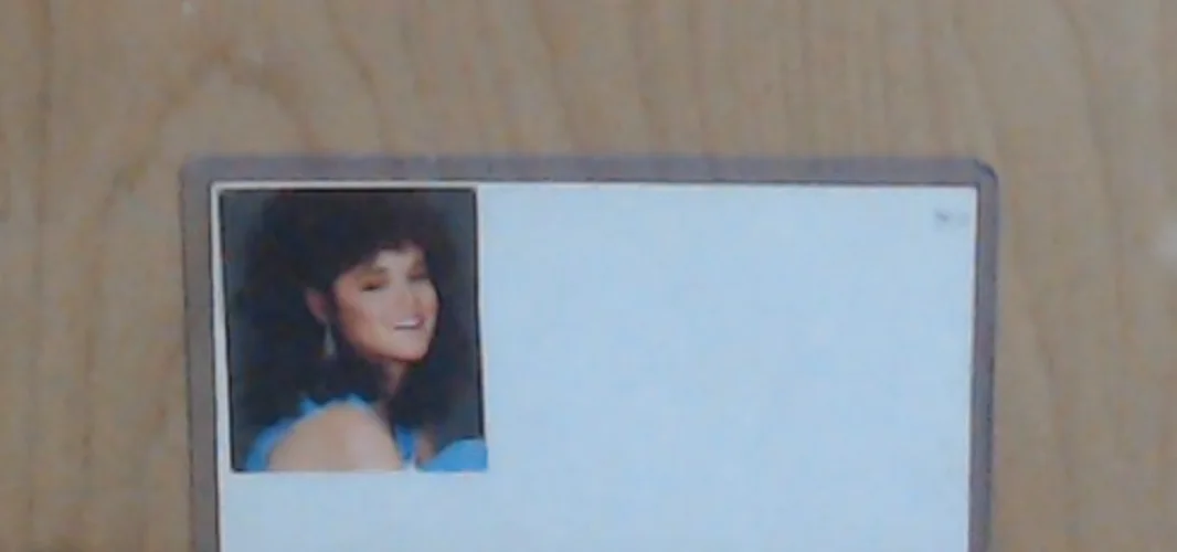 Rebecca Schaeffer — Rebecca Schaeffer Signed 3 x 5 Signature Card w/ Photo, изображение 4