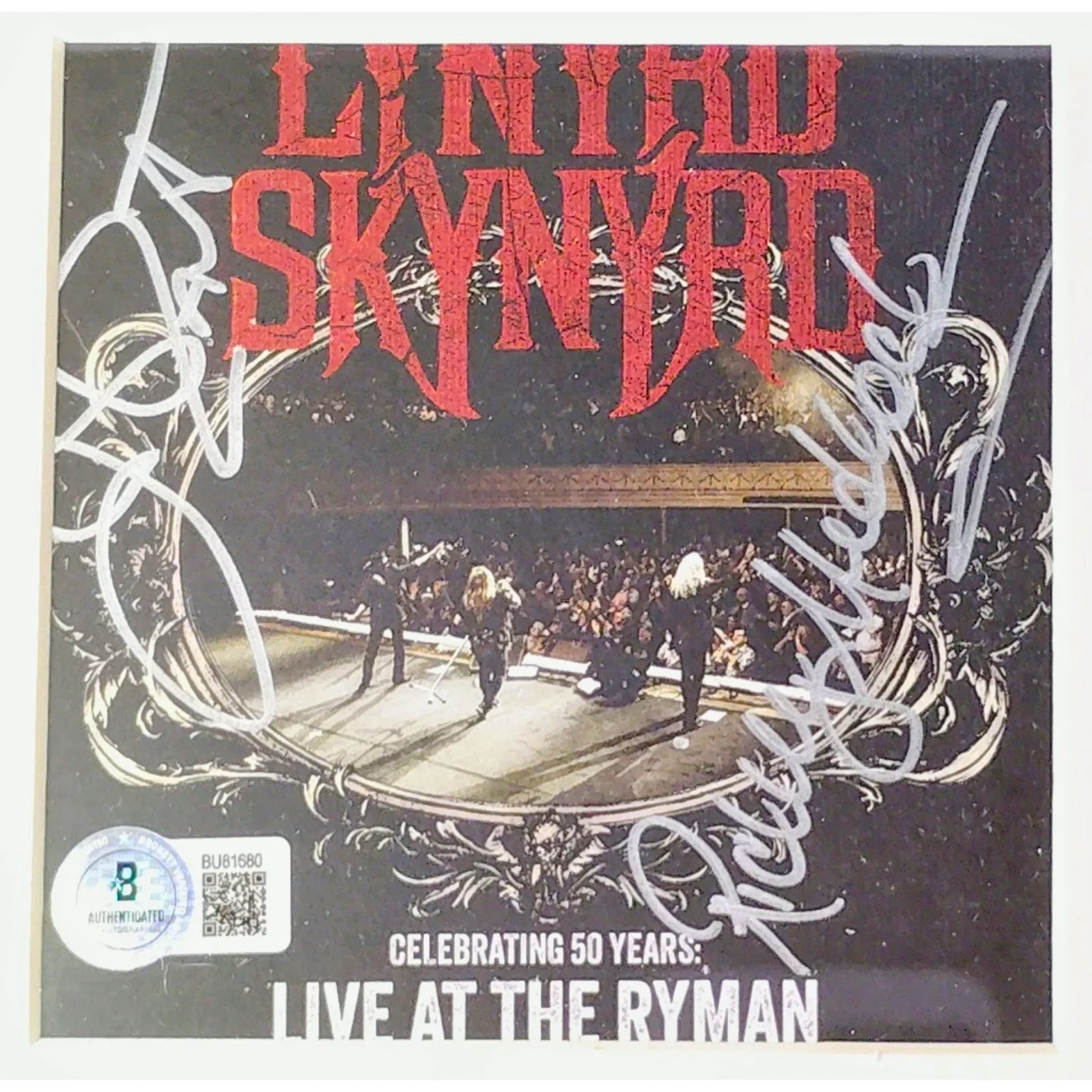 Johnny Van Zant, Ricky Medlocke — Johnny Van Zant Lynyrd Skynyrd Signed 50 Years Live Ryman CD Framed Beckett COA, image 2