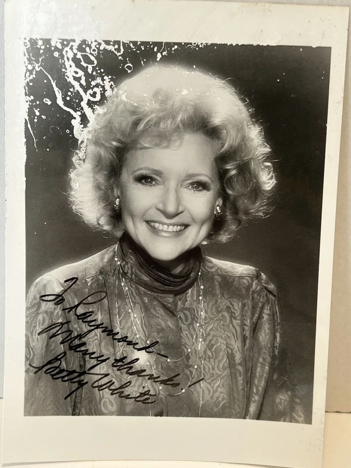 Betty White — Betty White autographed photo, black and white picture, autograph, image 2