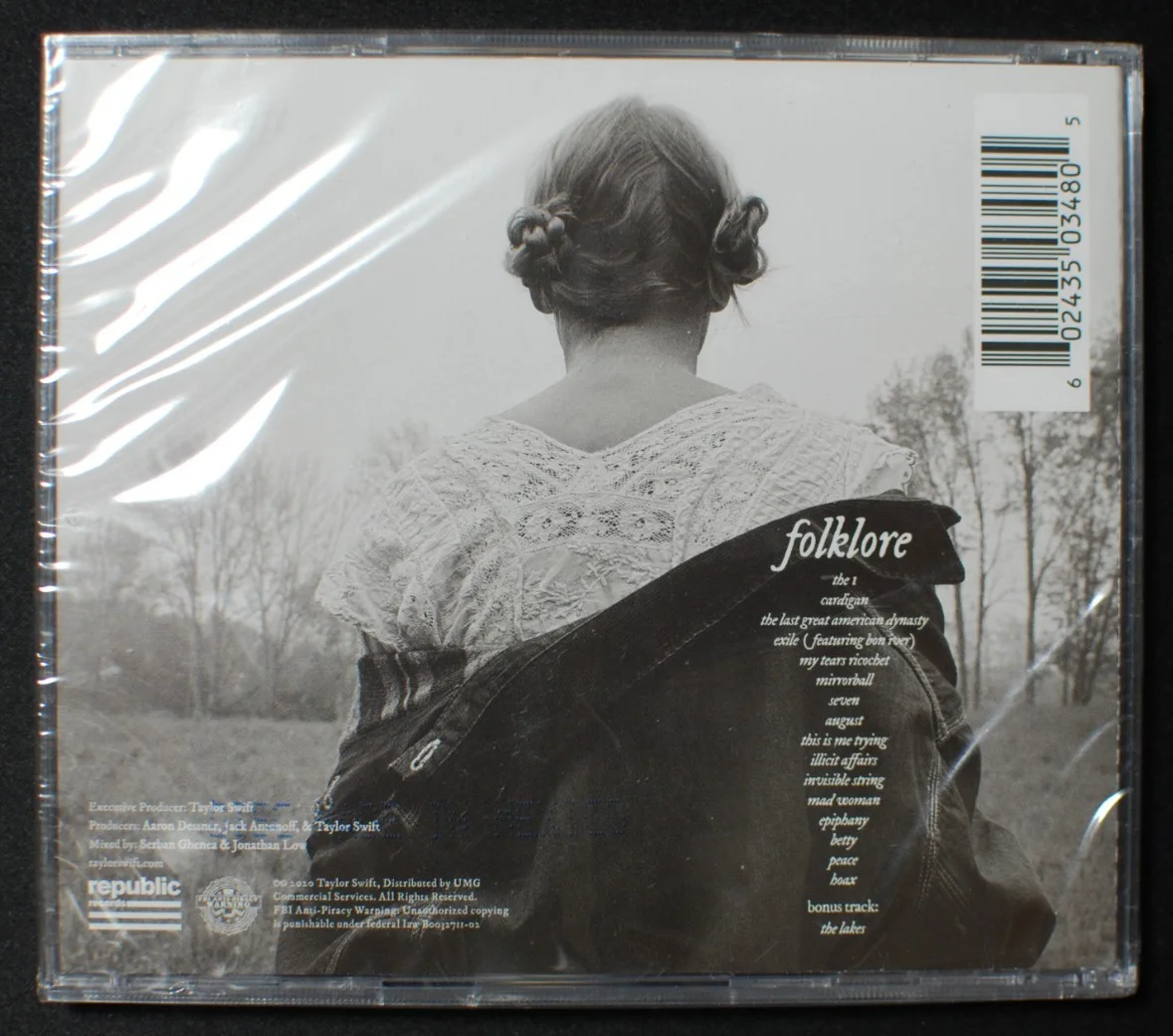 🌟 TAYLOR SWIFT - Factory SEALED Autographed Folklore CD Authentic Auto, image 2