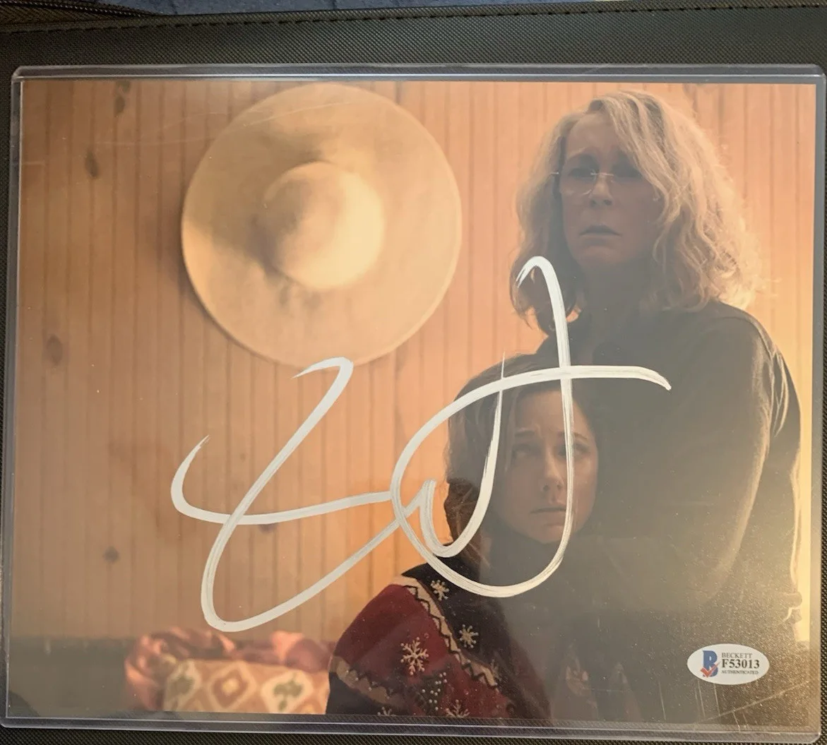 Jamie Lee Curtis — Autographed Celebrity Photo with Beckett Authentication COA Sticker F53013