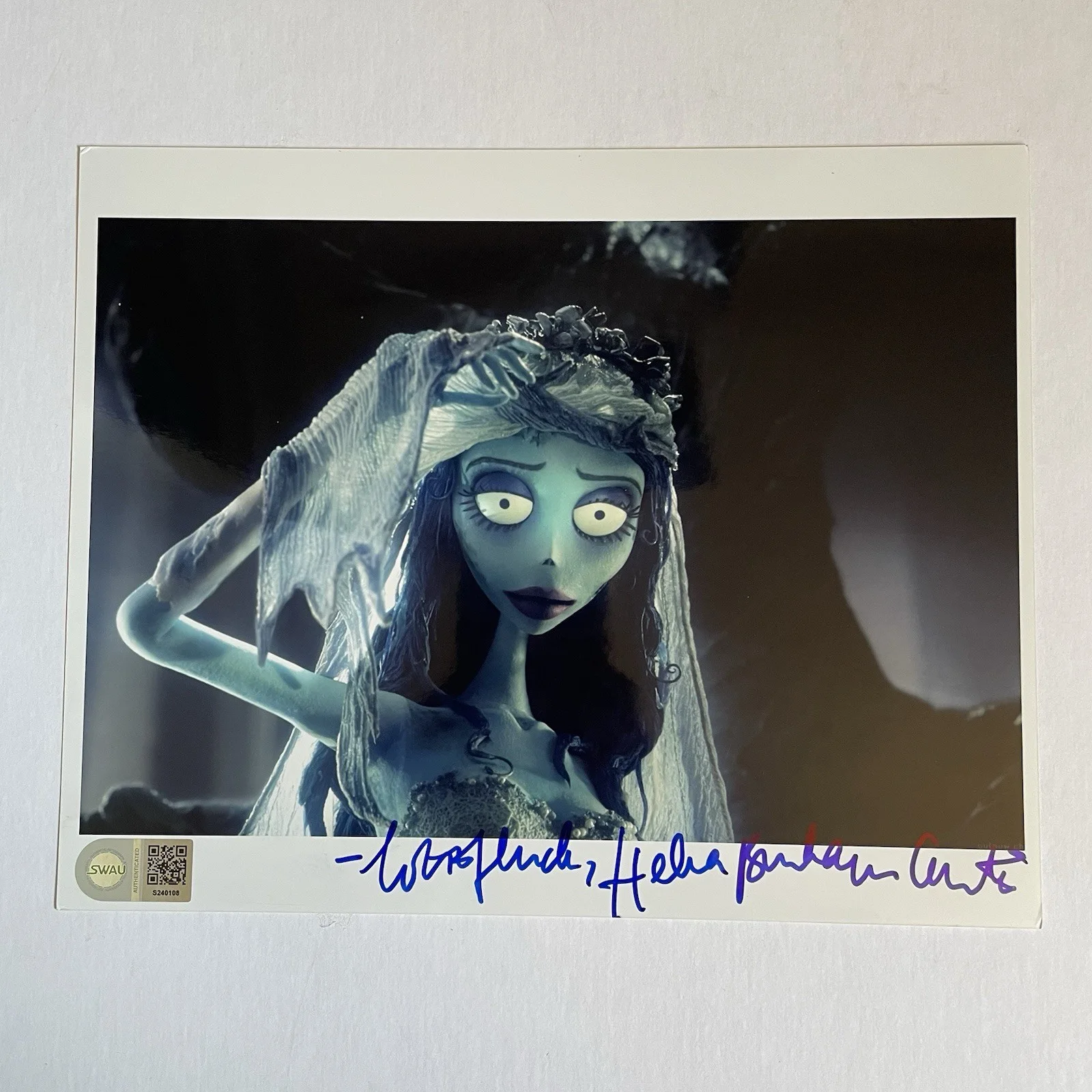 Helena Bonham Carter — HELENA BONHAM CARTER SIGNED PHOTO 8x10 CORPSE BRIDE SIGNED PHOTO SWAU COA, image 2