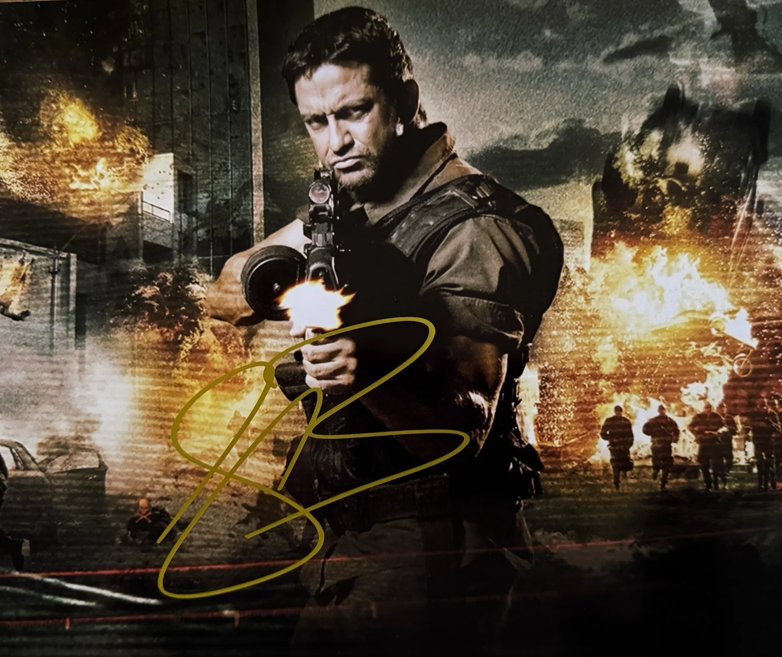 Gerard Butler — GERARD BUTLER Signed 8x10 Autographed GAMER KABLE COA #710088